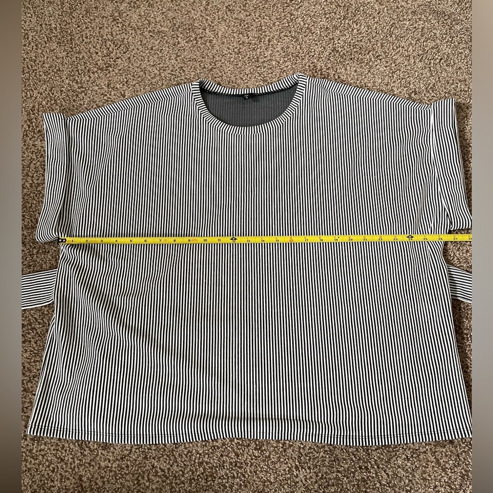 Express tie-waist blouse - Picture 7 of 7